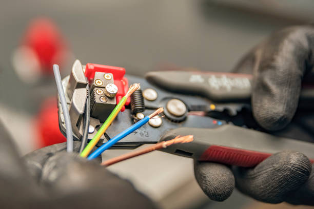 Professional Electrician in IA